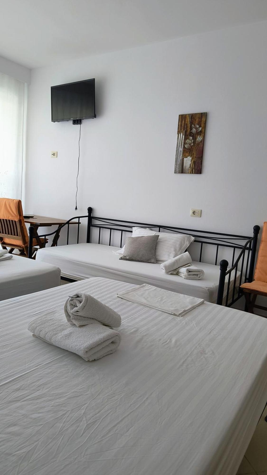 Polyxeni Apartments & Rooms 科帕罗 外观 照片